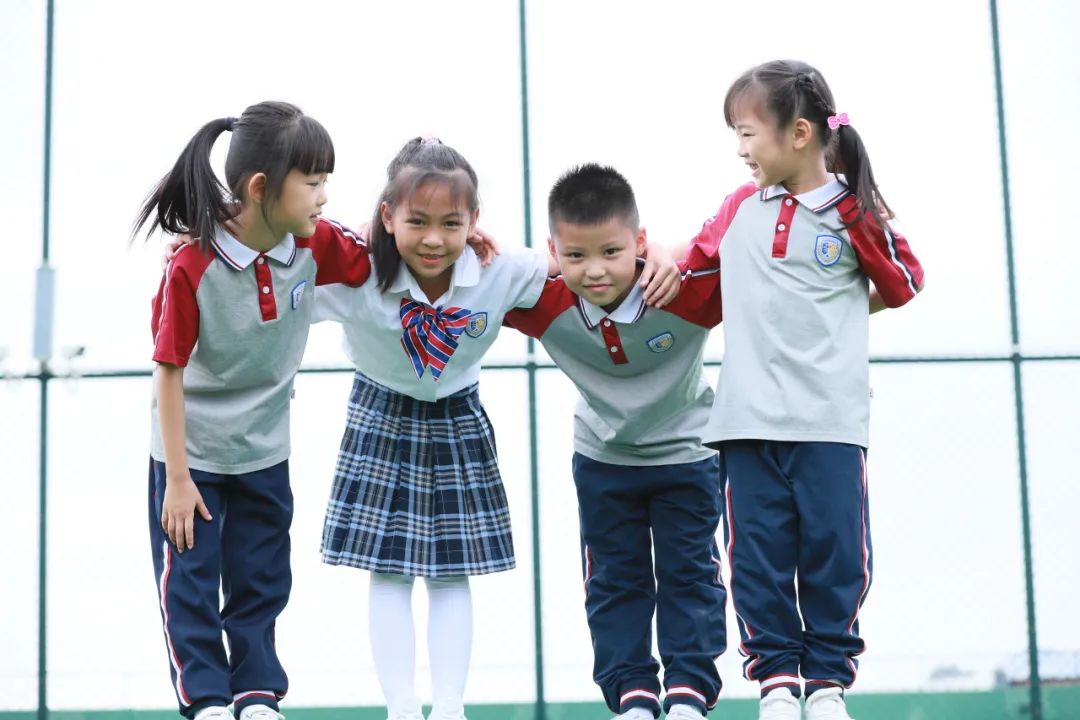 育行于外，美由心生——白云区嘉禾新都学校校服风采秀